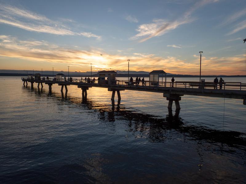 Máy ảnh Olympus OM-D E-M10 Mark IV kèm Lens 14-42mm EZ